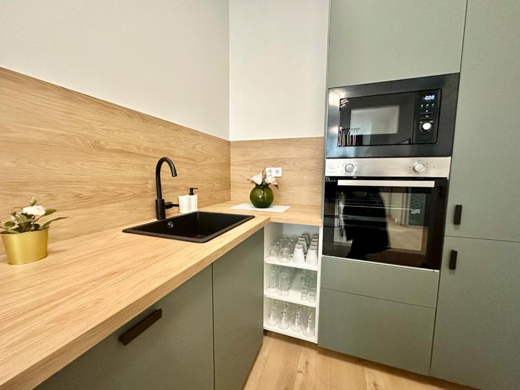 Apartment At Gozsdu Courtyard #Partyzone #Downtown #Freeparking Βουδαπέστη Εξωτερικό φωτογραφία